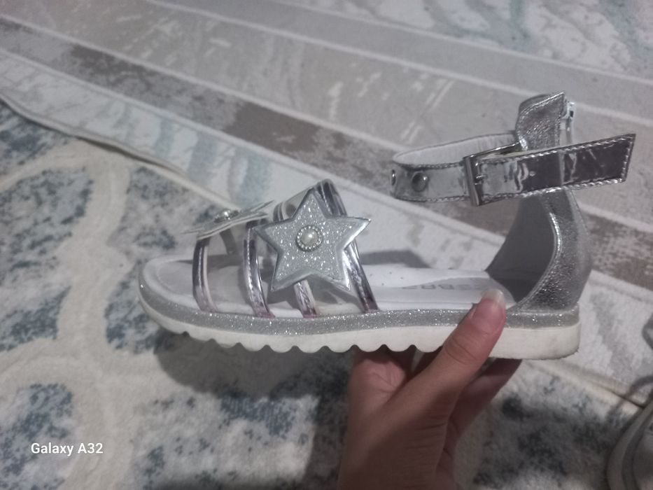 Аяқ киім брендті:zebra