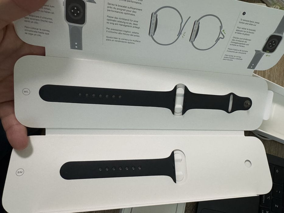 Apple Watch 7 45mm Midnight Sport band GPS