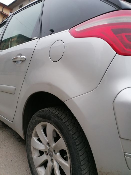 Строен ц-4 пикасо 2007