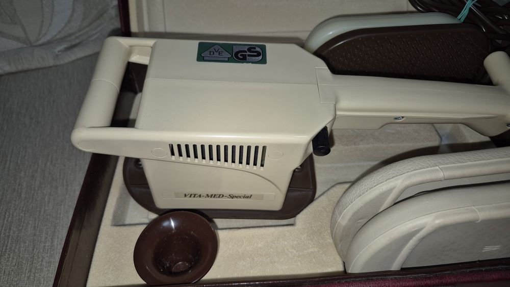 Aparat de mesaj corporal Vita-Med Special 3D Massage in cutie