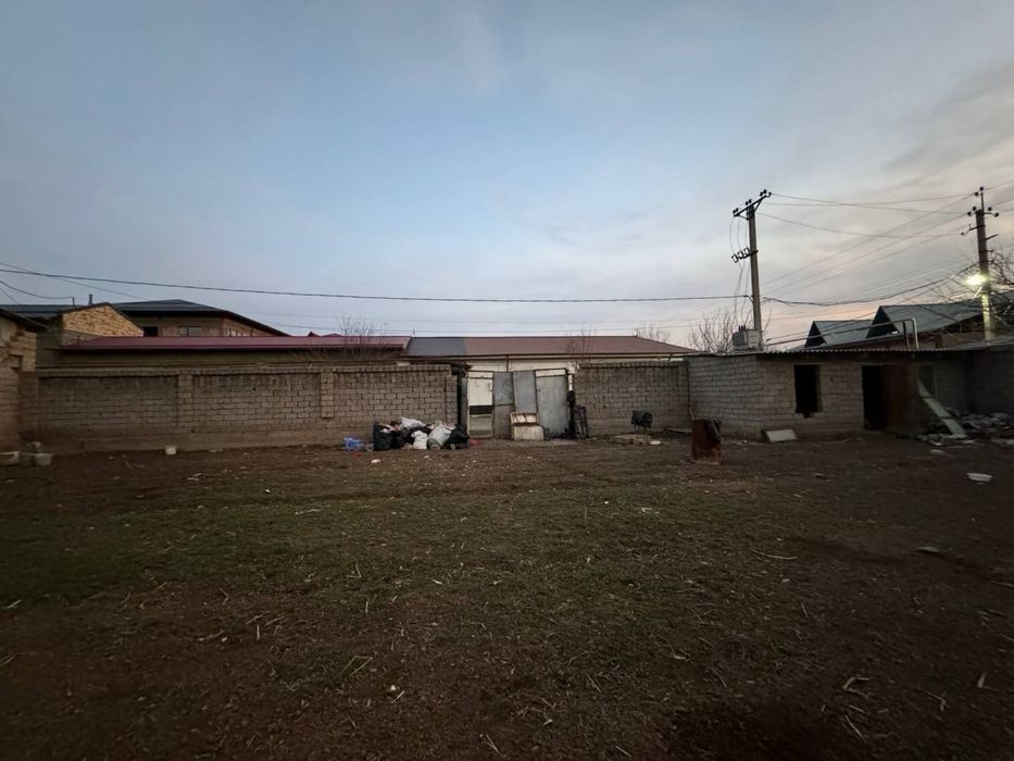 Yer sotiladi Yolli yuzida !!!