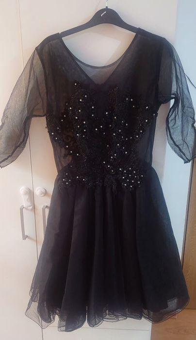 Rochie din tulle neagra cu aplicații deosebite