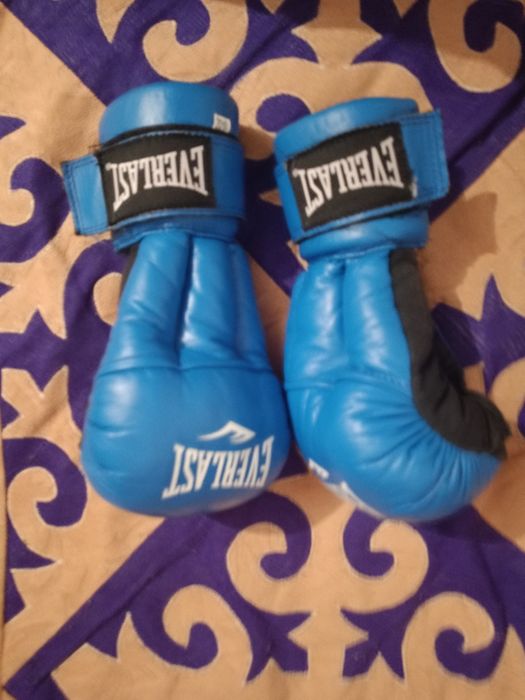 Перчтаик для ММА Everlast