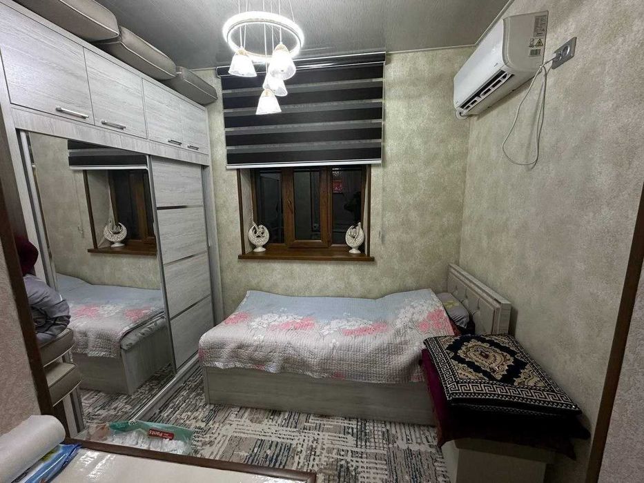 Продам 1в2 комнатную квартиру Массив Феруза №М67
