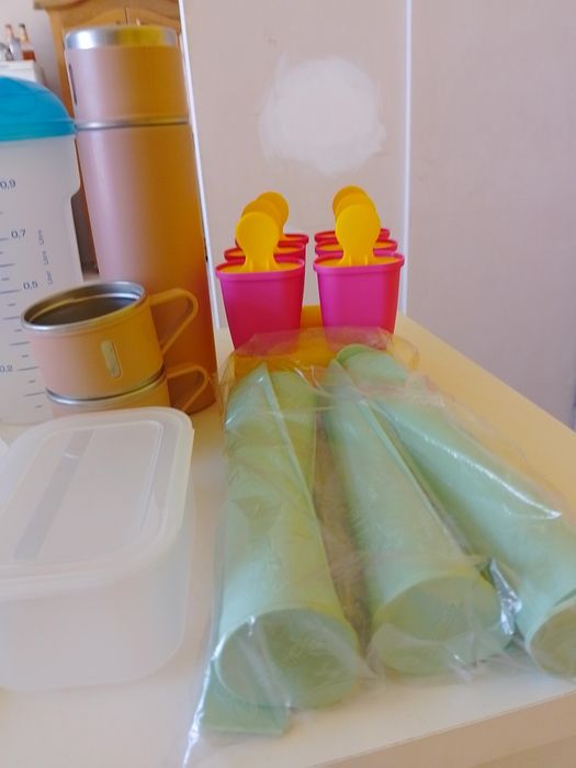 Разни домакински съдове