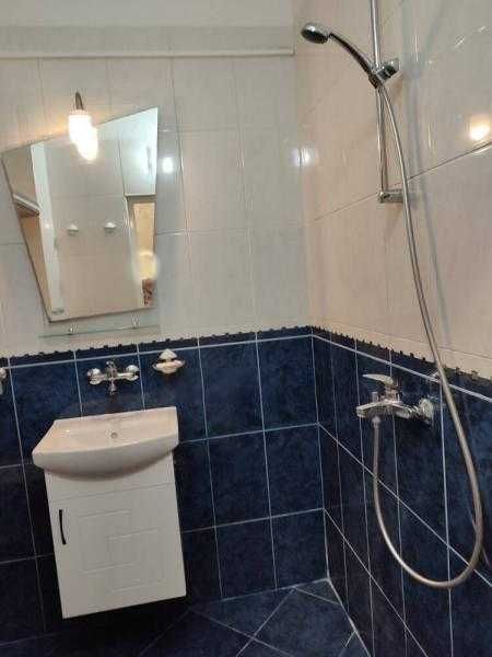 Дава се под наем Двустаен апартамент в Бургас, Лазур - 60 кв.м за 357 € - Снимка #7