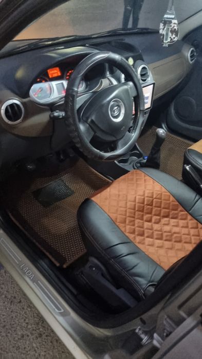 Продам  лада ларгус .рено двигатель и кронштейн.