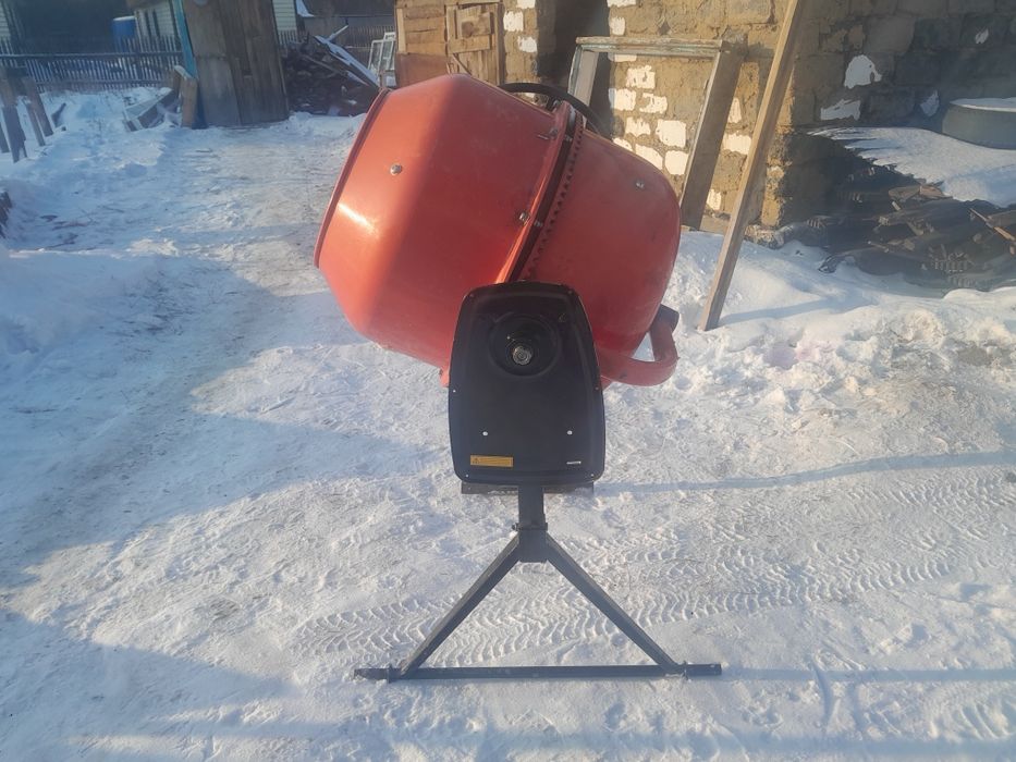 Продам бетономешалку