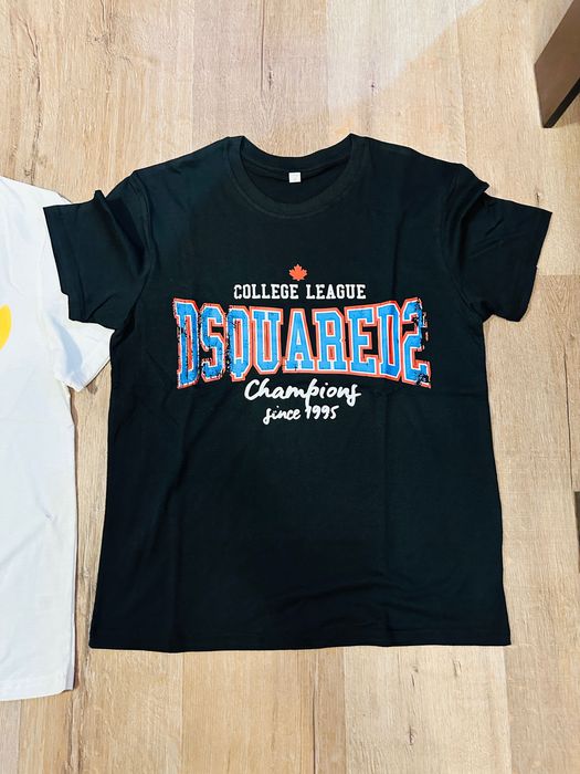 Тениски с къс ръкав