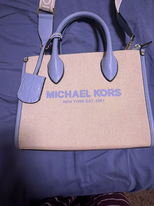 Michael Kors.      -      дамска чанта
