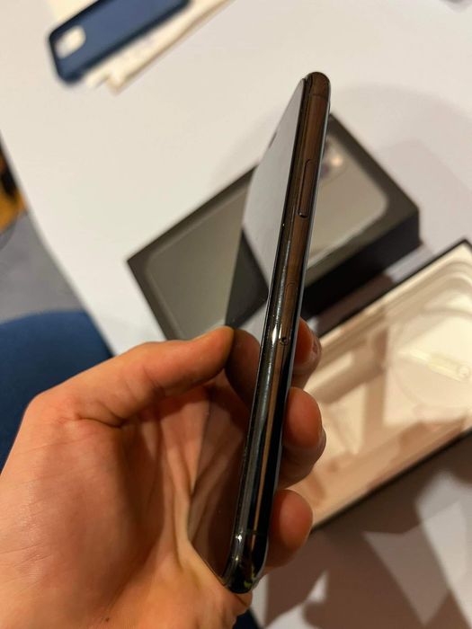 IPhone 11 Pro Midnight Green