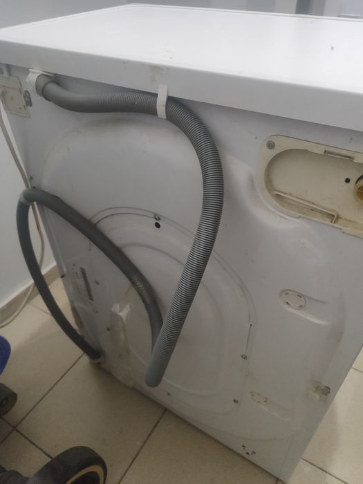 Стиральная машина Indesit Wise10