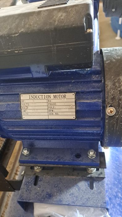 Компресор електрони