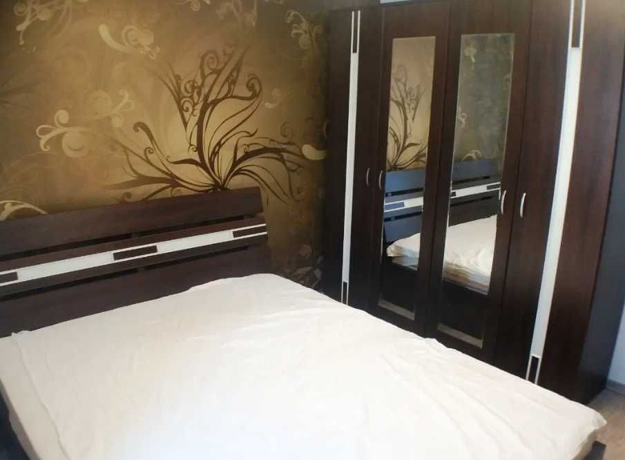 Дава се под наем Двустаен апартамент в Пловдив, Тракия - 65 кв.м за 280.5 € - Снимка #2