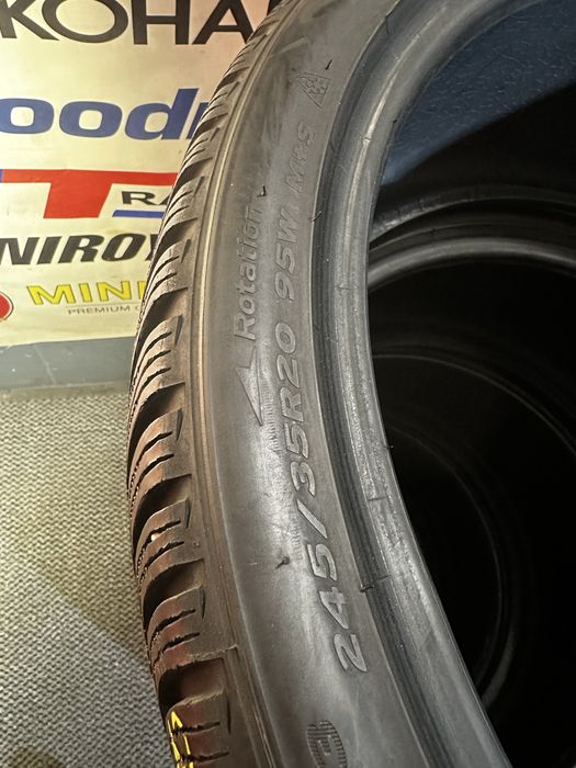 Set Complet 245/35 R20 275/30 R20 - Hankook Winter I Cept Evo 3 Oferta