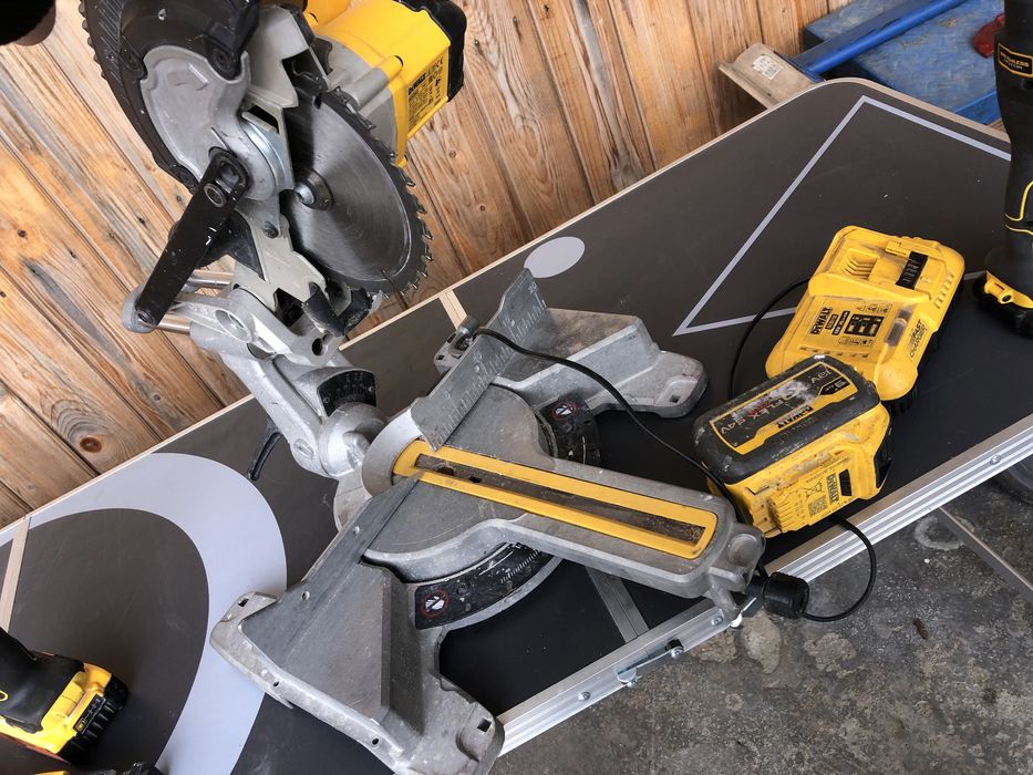 Dewalt diferite scule pe acumulator