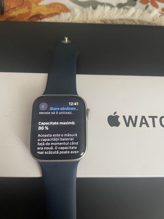 Apple Watch SE 44 mm seria 1