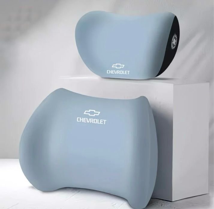 Подушки на изголовья сидений