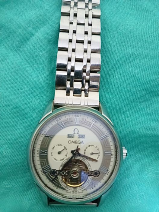 Часы михайниски  ,,,