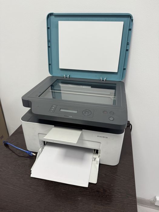 Принтер HP Laser MFP 135r
