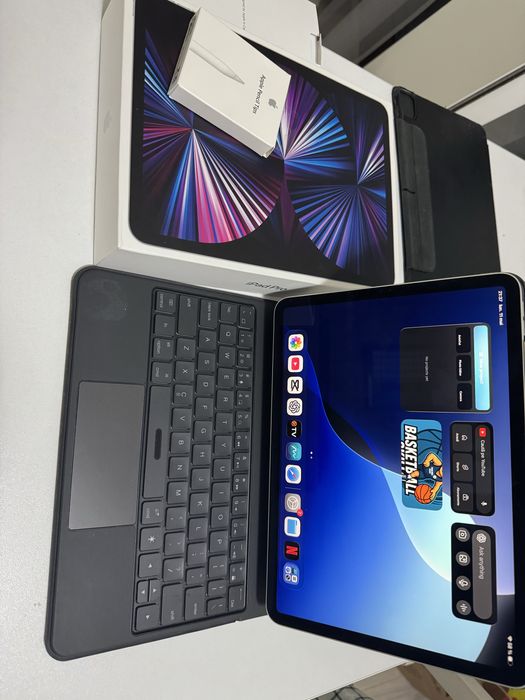 iPad Pro M1 11” 128GB + Apple Pencil 2 + Tastatură Premium + Accesorii