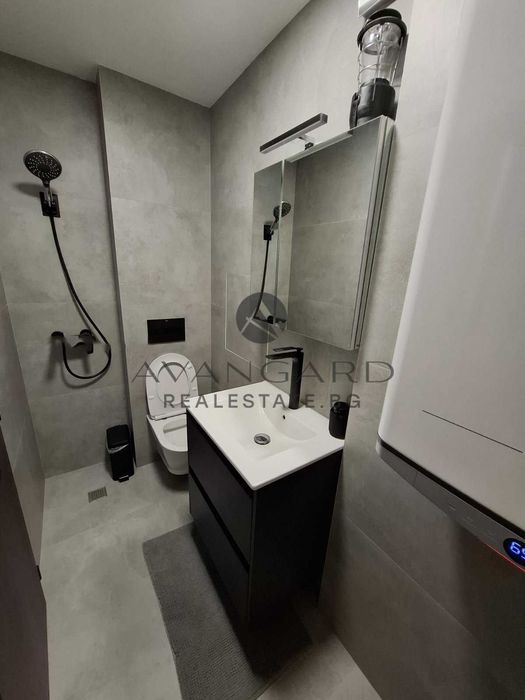 оф.23764 Луксозен четиристаен/ Център