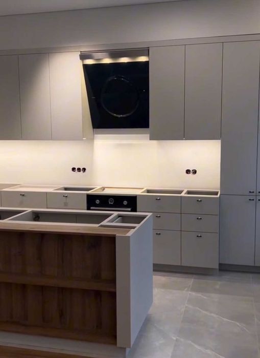 Мебель для кухонной