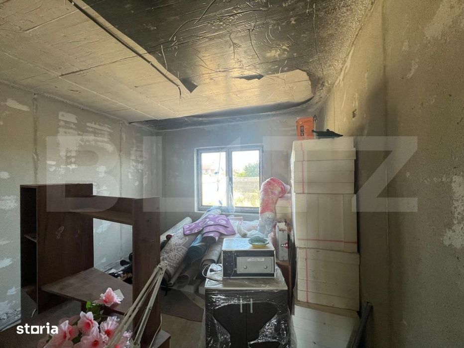 Casa la rosu, 233 mp, P+1, zona Valea Fetii