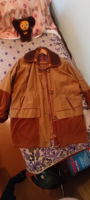 Куртка женская, размер 52