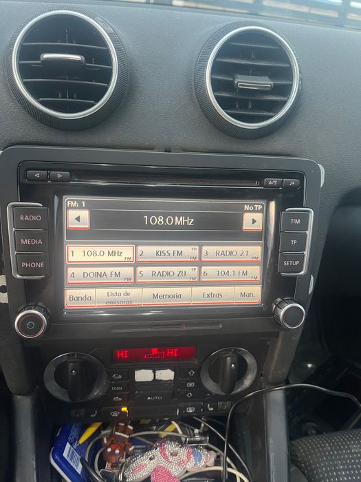 Navigație touchscreen vw sau schimb cu navigație audi