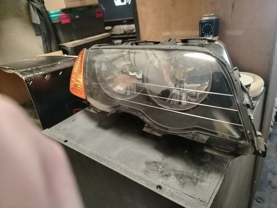 Фарове с мигачи за BMW 3 e46 - ляв и десен фар и мигач