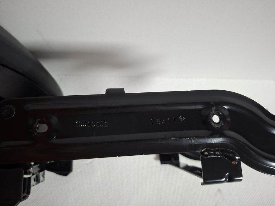 Capac Cotiera Piele Neagra OEM BMW X3 F25 / X4 F26 (2011-2018) cod 9204246