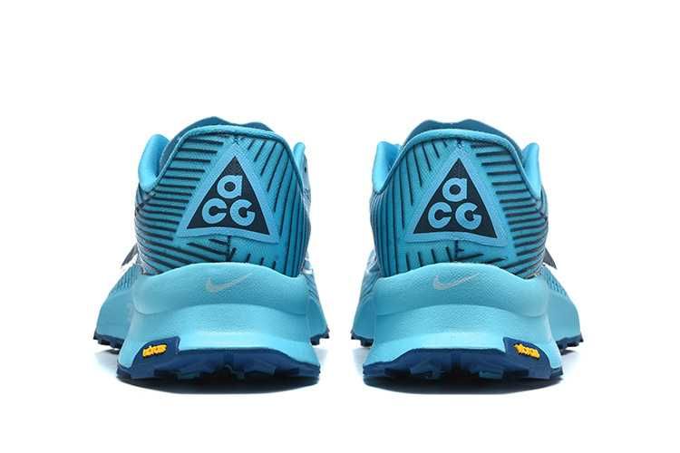 Продавам нови мъжки маратонки с кутия Nike ACG Ultrafly Trail Baltic Blue/Court Blue