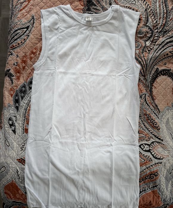 Продам майки белого цвета