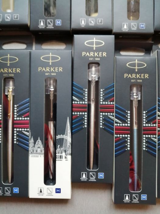 Pixuri Parker noi sigilate.