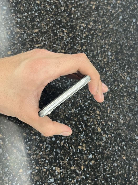 Iphone X 256ГБ в хорошем состоянии