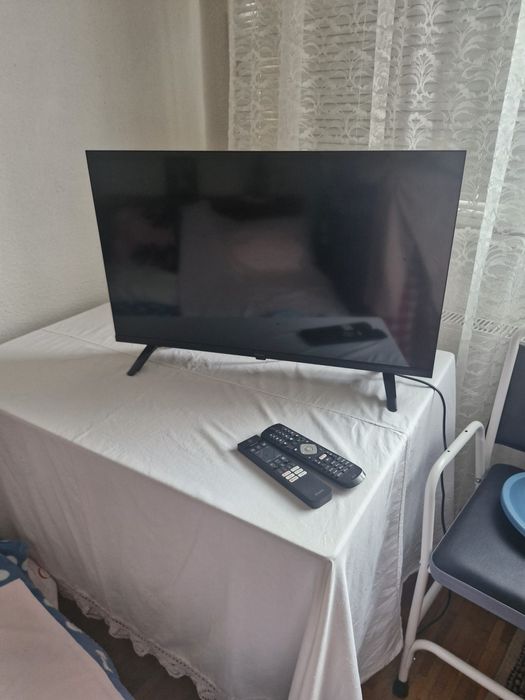 Televizior philips 80 cm diagonala