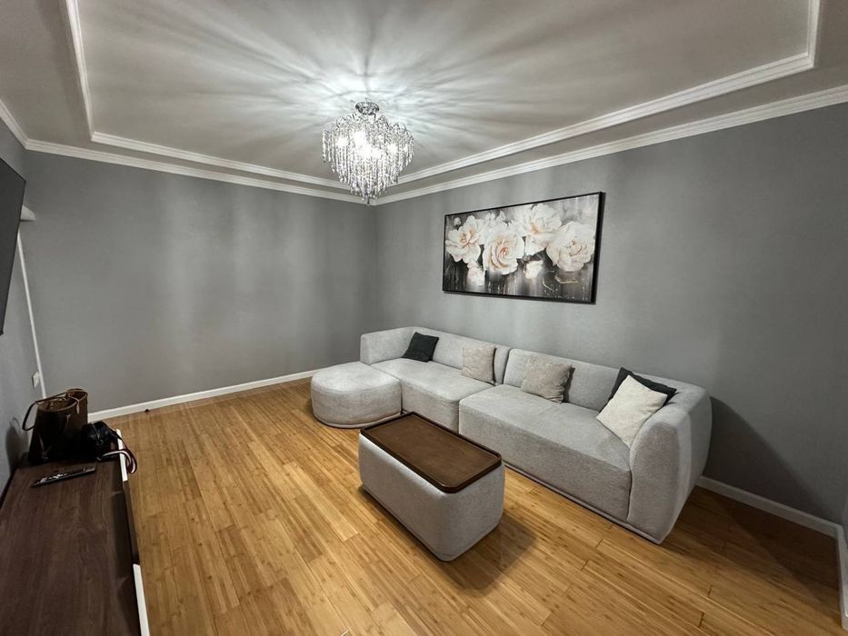 Эльбек 3/1/4 77-серия мебель+техника ЕВРО 75квм