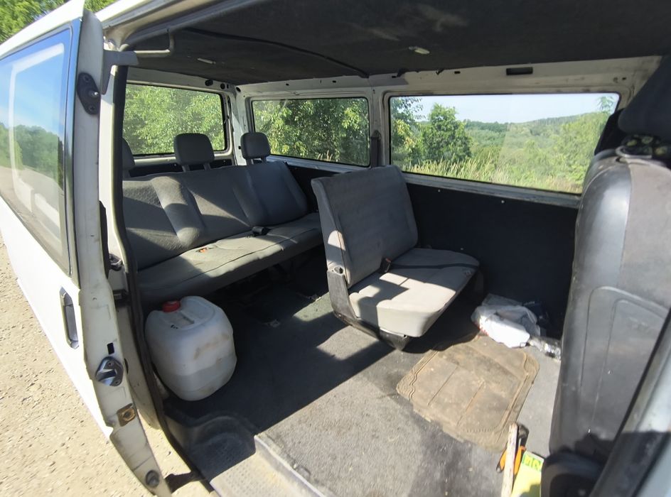 VOLKSWAGEN Transporter 1996 — imagine 4