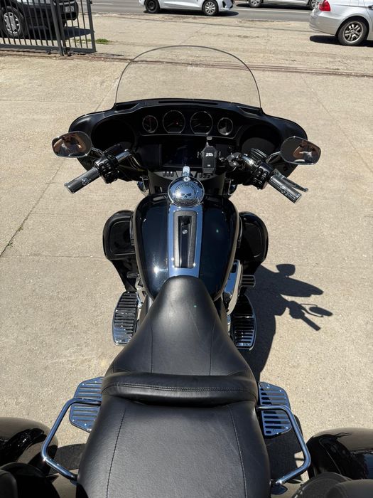 Vand Motociclu  HARLEY DAVIDSON L5e