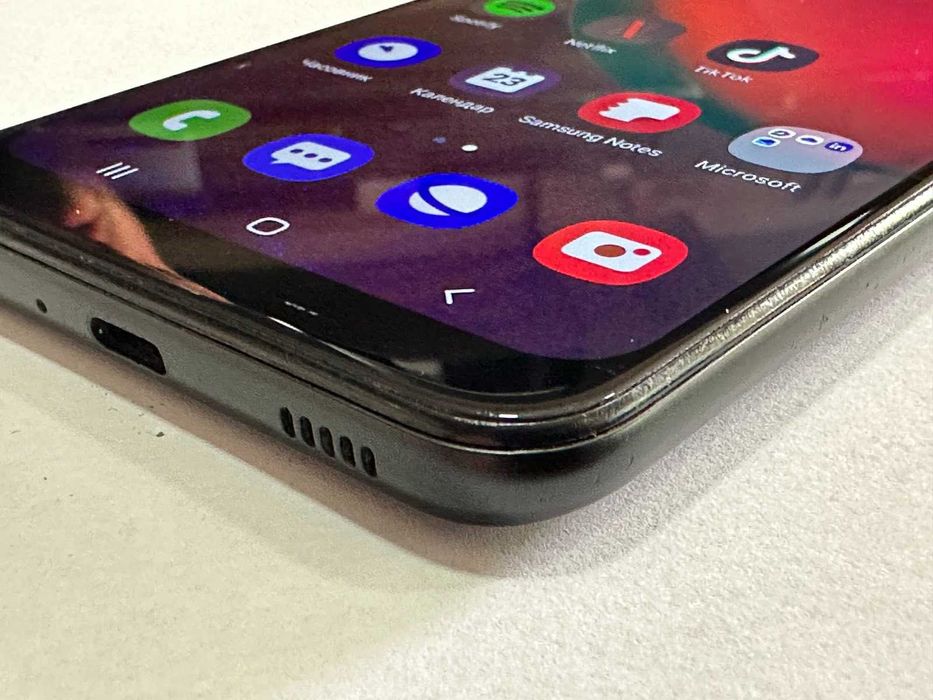 Продавам Samsung Galaxy A02s 32GB Dual SIM