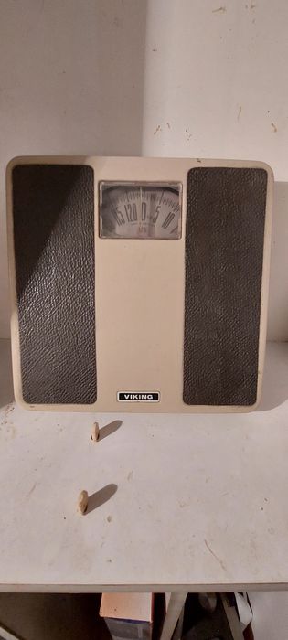 Разчистване на шкафа всяко по 5 лв