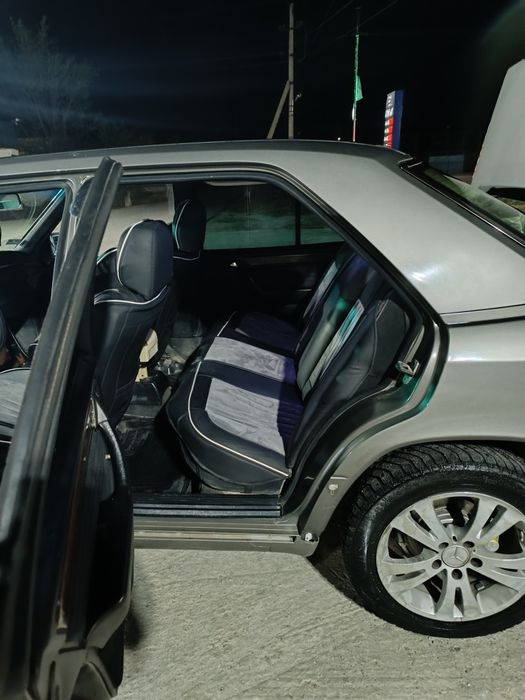 Продается Мерседес 124