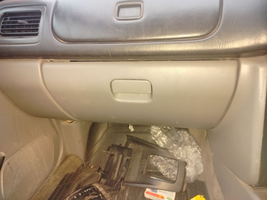 Салон Субару Импреза Форестер