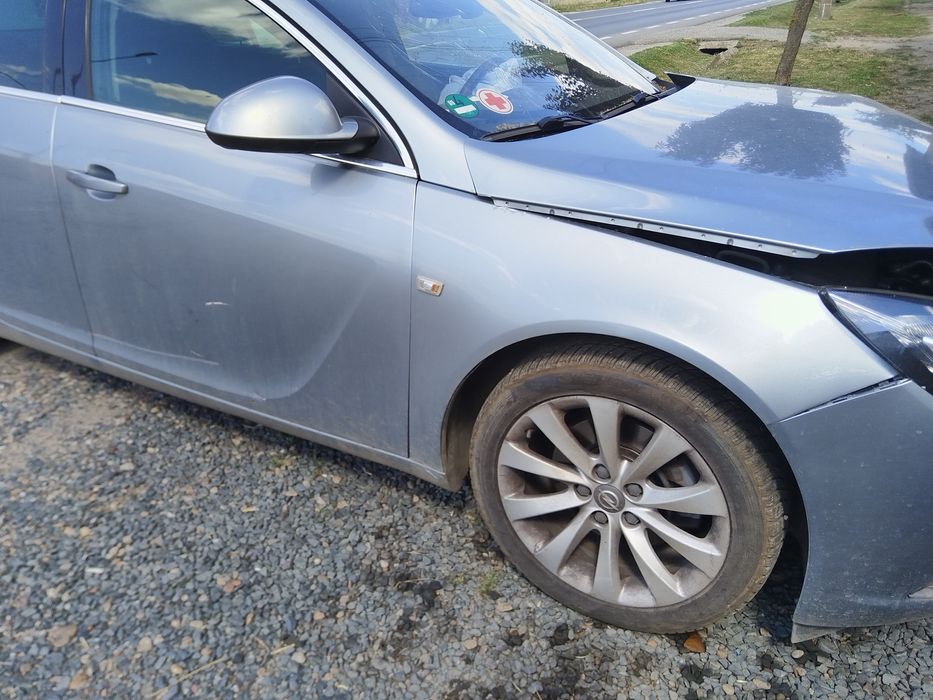Aripa stanga/dreapta Opel Insignia A an 2008-2013