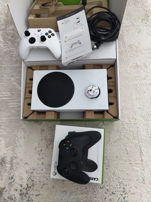 Xbox series s 512gb абсолютно новый