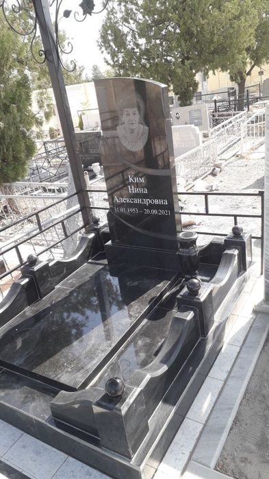 Qabirtoshlar Ukrayina Hindiston hamda Rassiya