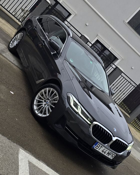 Bmw 530e * Plug-In Hybrid * 2.0 benzina + electric * 292 Cp