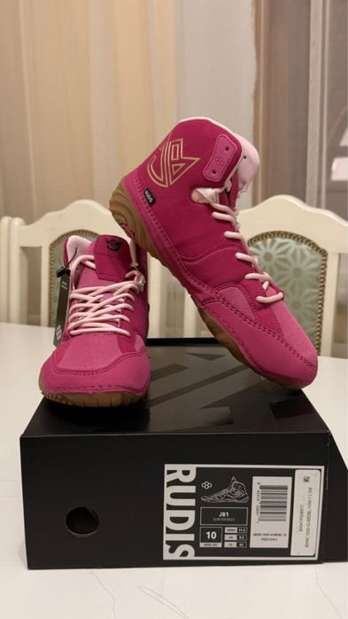 Продам борцовкитвзрослые размеры