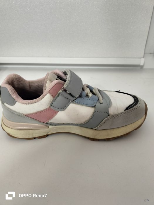 Кроссовки детские